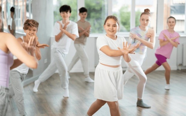 Jazz I - Commercial (Ages 9-17)