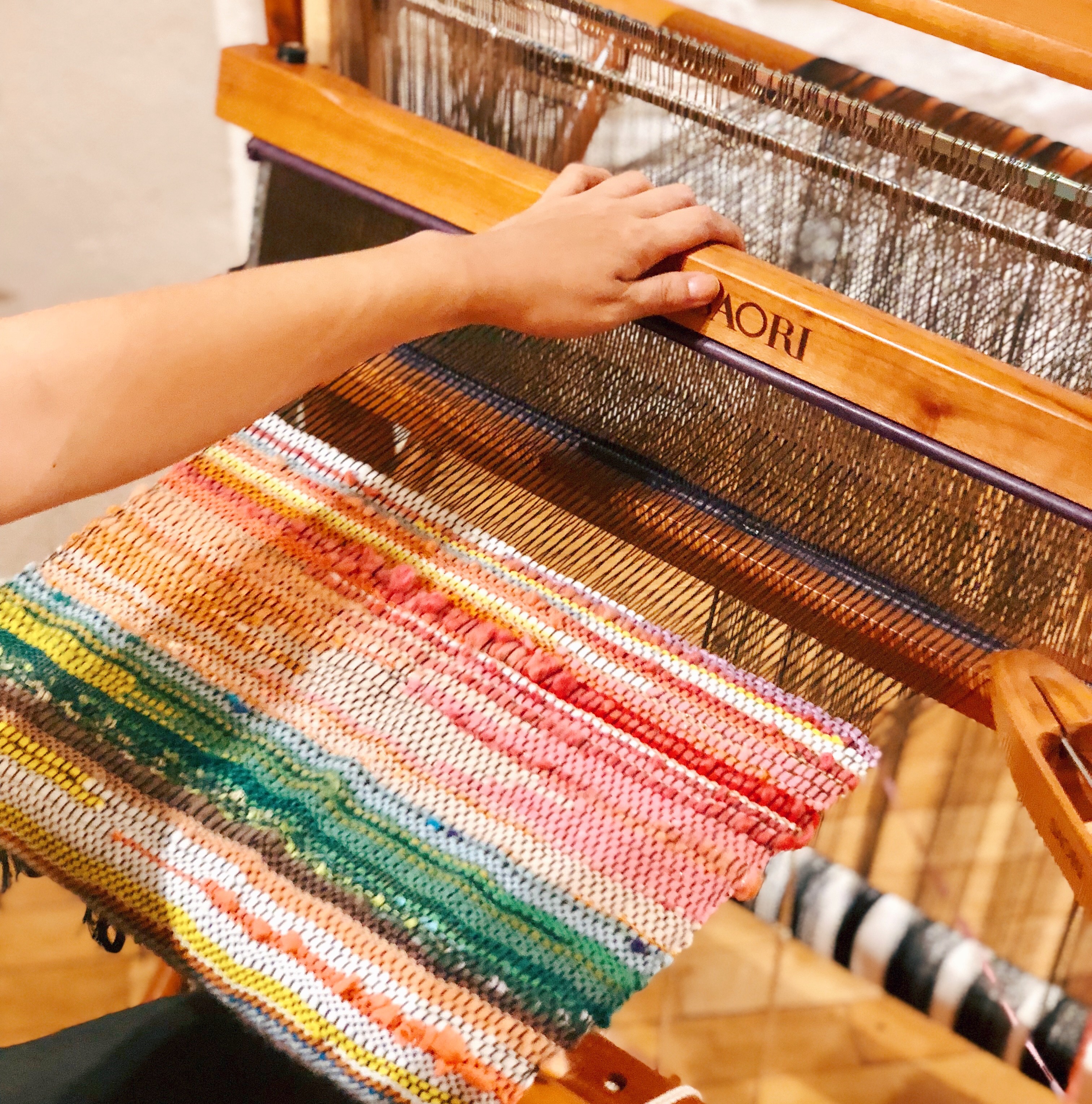 Self-discovery Through Weaving in Hypnosis-Reiki