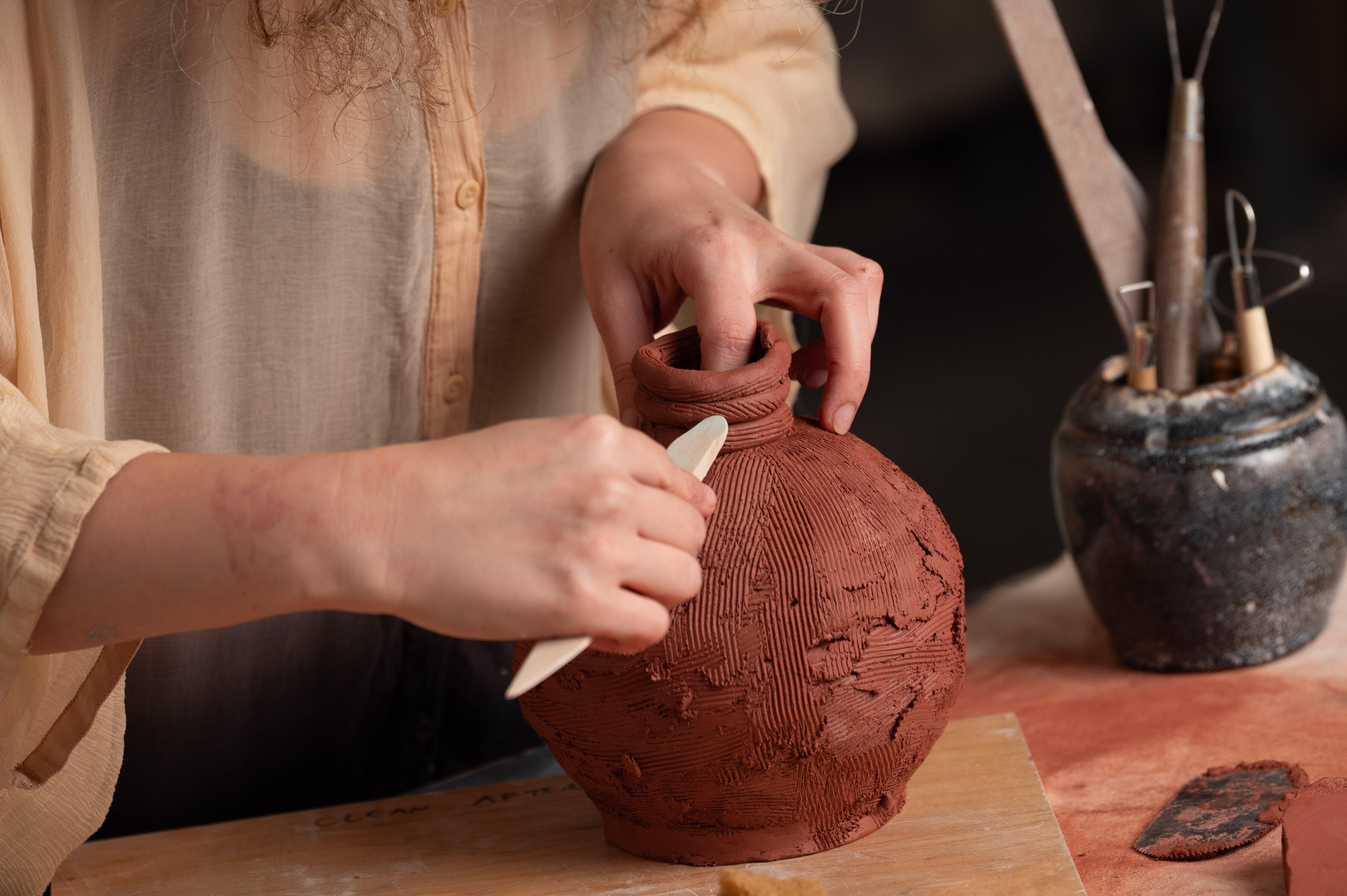 Beginner/Intermadiate Pottery: Handbuilding