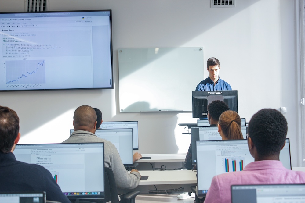 Cloud Computing with AWS