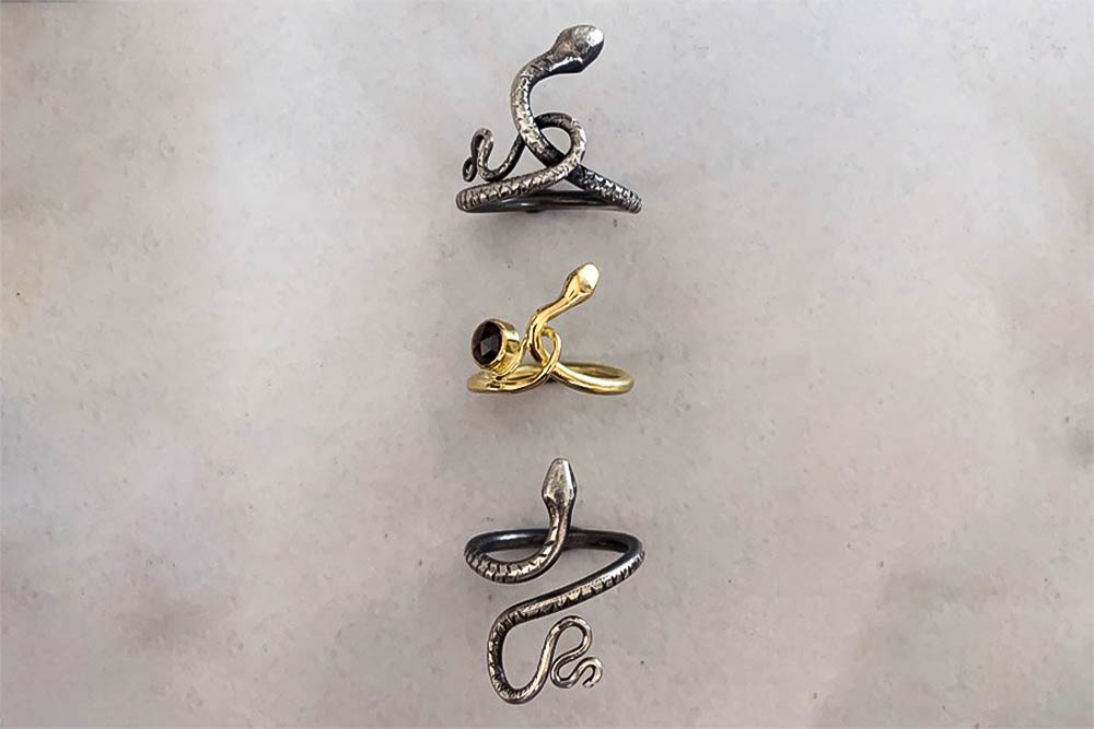 Snake Jewelry (Intermediate)