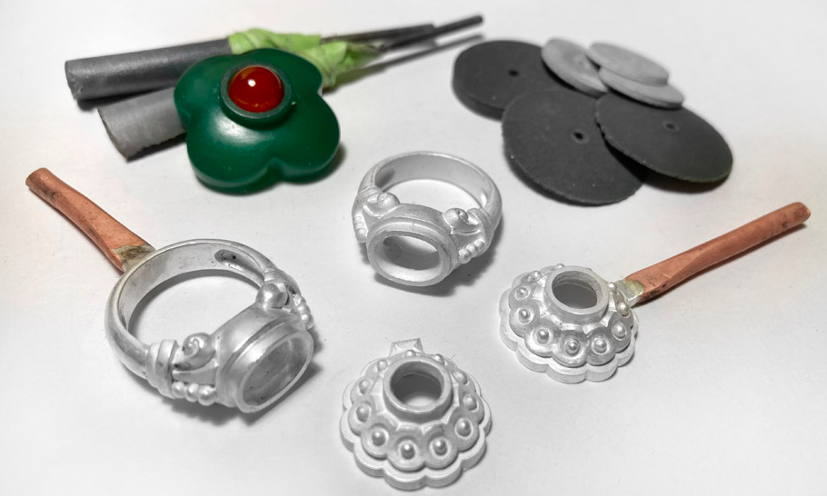 Clean up for Wax Castings