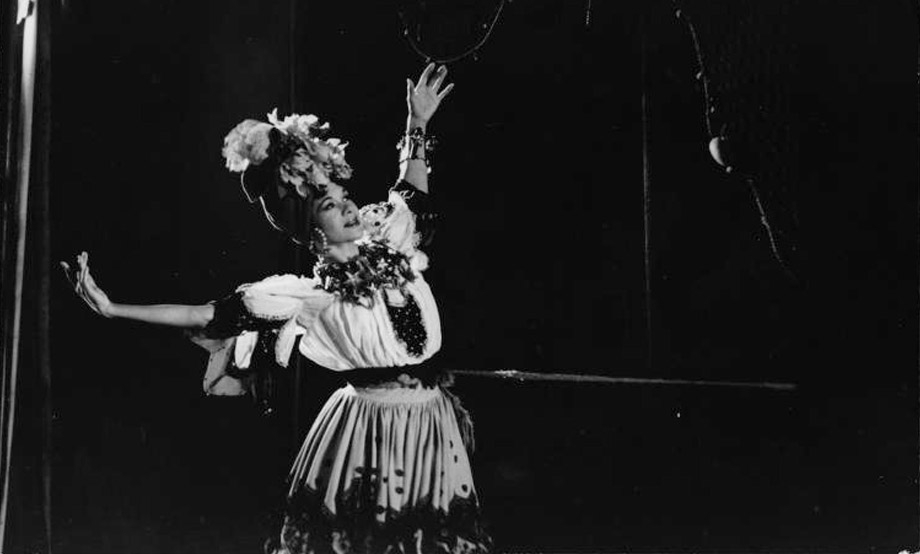 DEL Dance to Belong: An Embodied Dance History