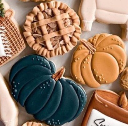Fall Ya All Royal Icing Cookie
