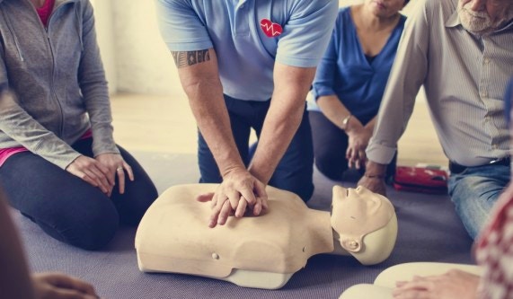 CPR AND FIRST AID TRAINING