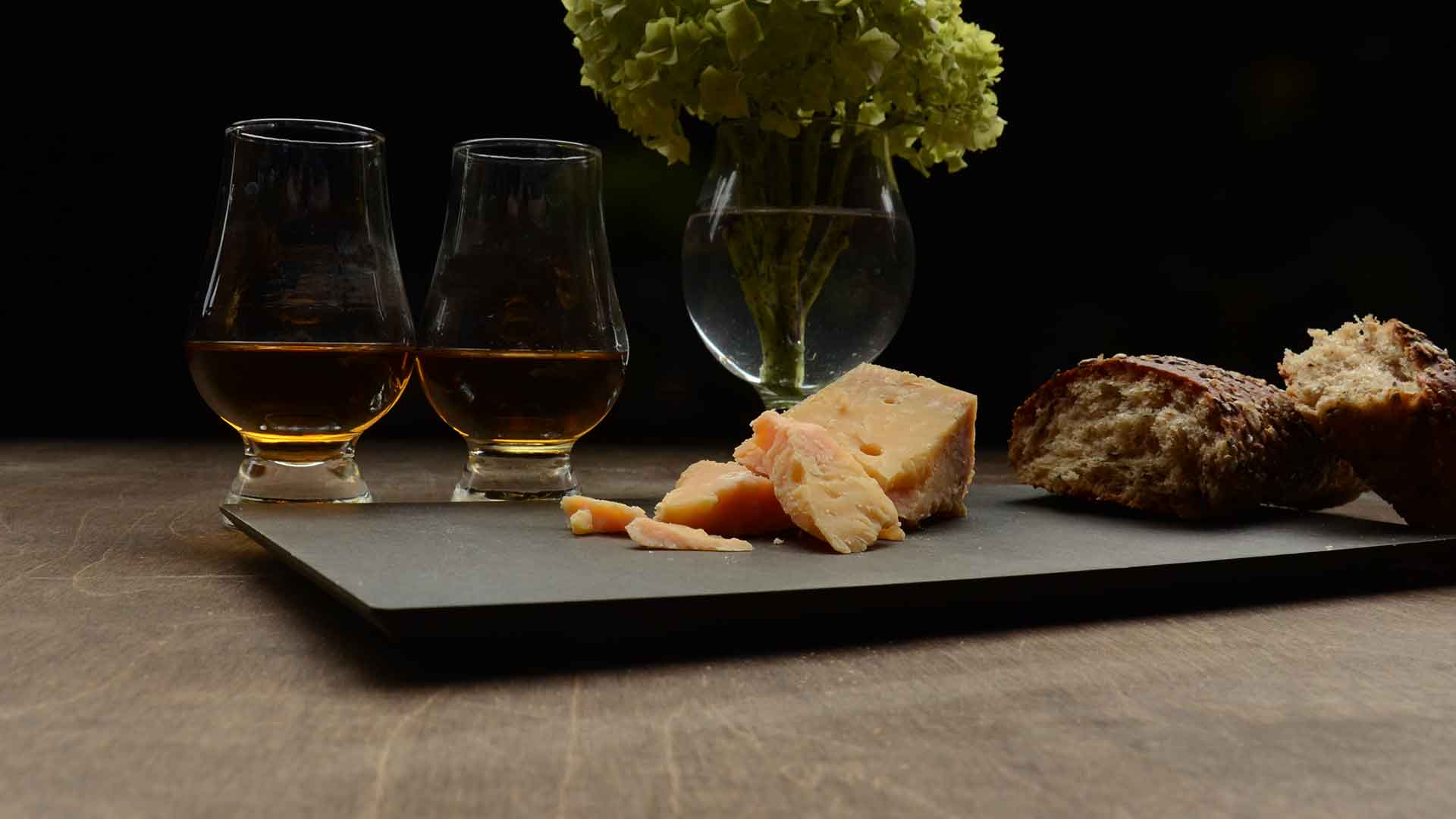 Whisky Smackdown: Scotch vs. Bourbon