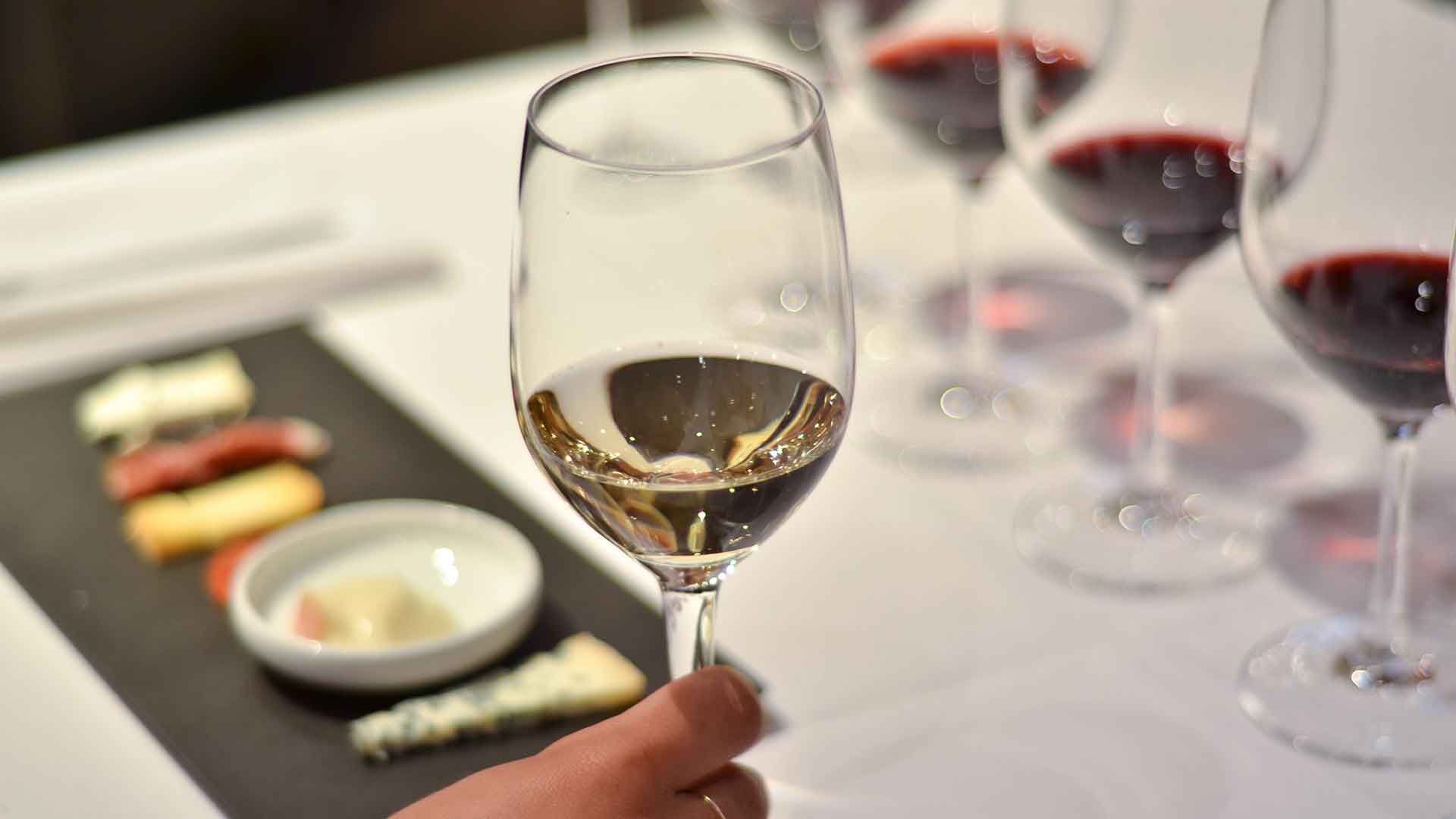 Side by Side: French and Italian Wines